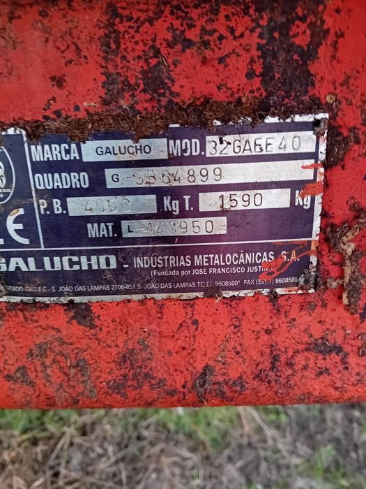 Reboque espalhador de estrume