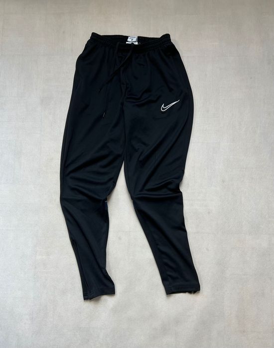 Dresy Nike small logo y2k swoosh black
