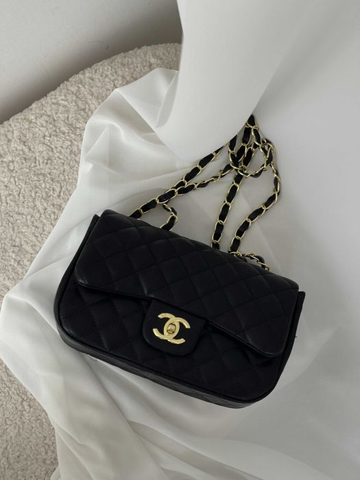 Женская сумка Chanel классическая через плече черная Шанель