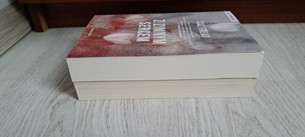 2x Caz Frear Z zimnym sercem + Słodkie kłamstwa   JAK NOWE