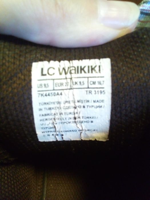 Продам отличные ботиночки на мальчика