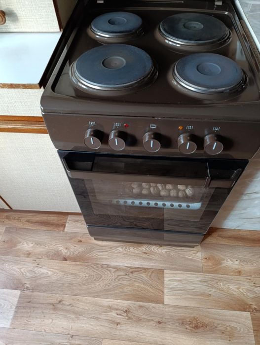 Продам электропечь