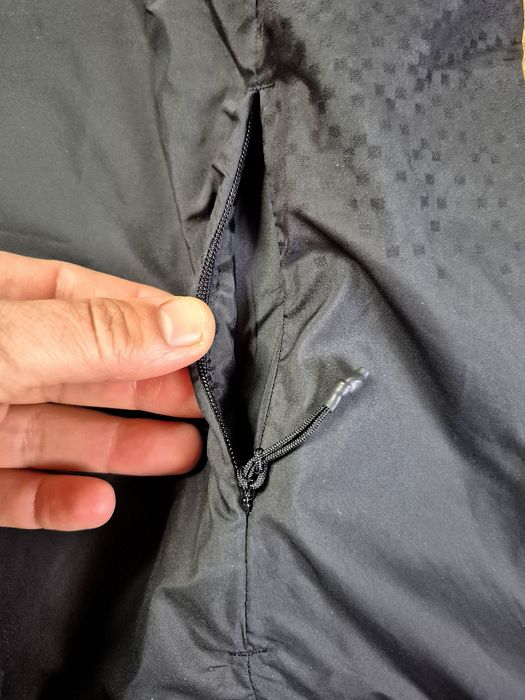 Жіноча вітровка Adidas Terrex Xperior Windweav(розмір М)