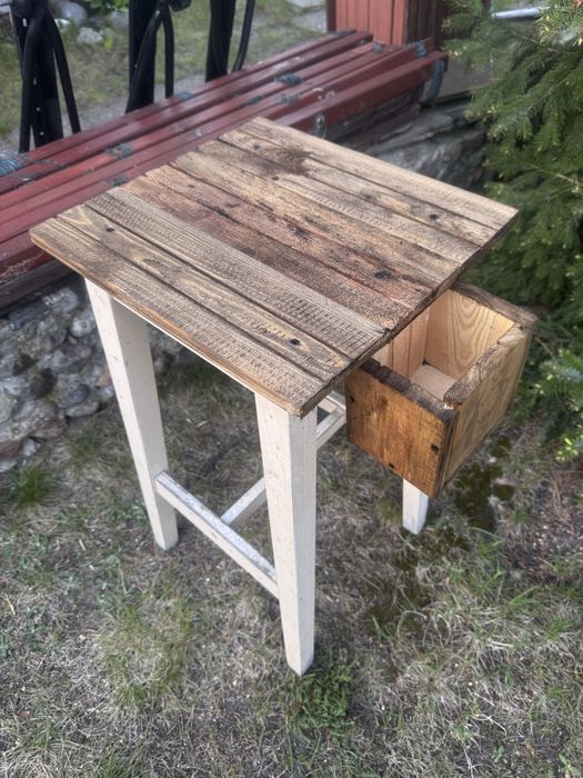 stolik/siedzisko  hand mate 17years old maker