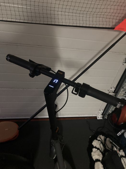 Trotinete Segway Ninebot KickScooter MAX G2 E - 450W