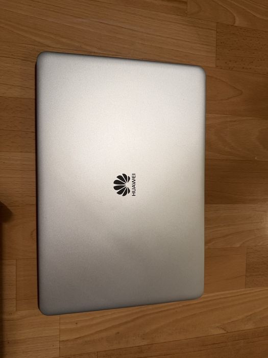 Laptop/ komputer Huawei