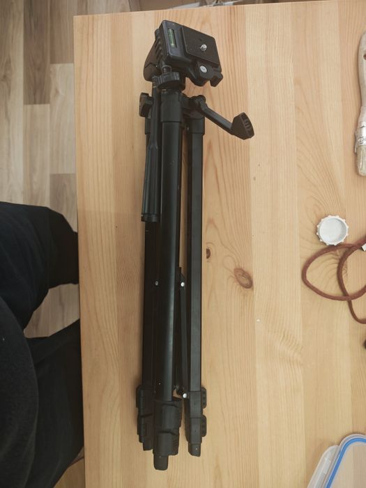 Statyw do aparatu kamery 130 cm sprawny