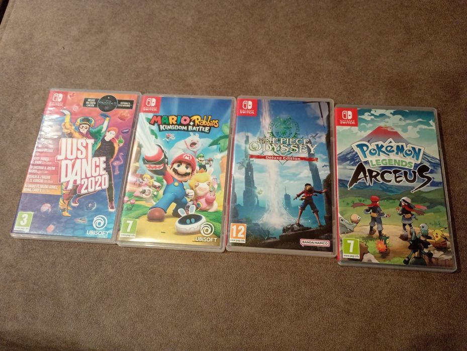 Vendo Nintendo Switch + acessórios + jogos