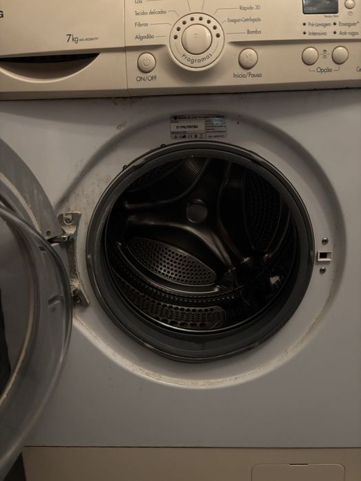 Máquina de lavar roupa LG 7kg