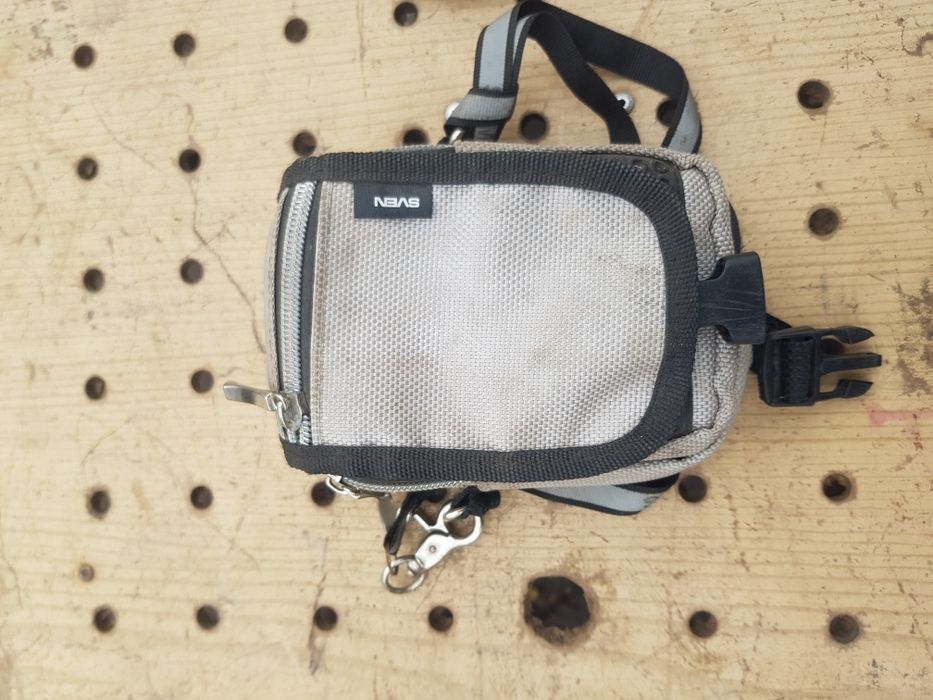 Продам сумочку колонку.