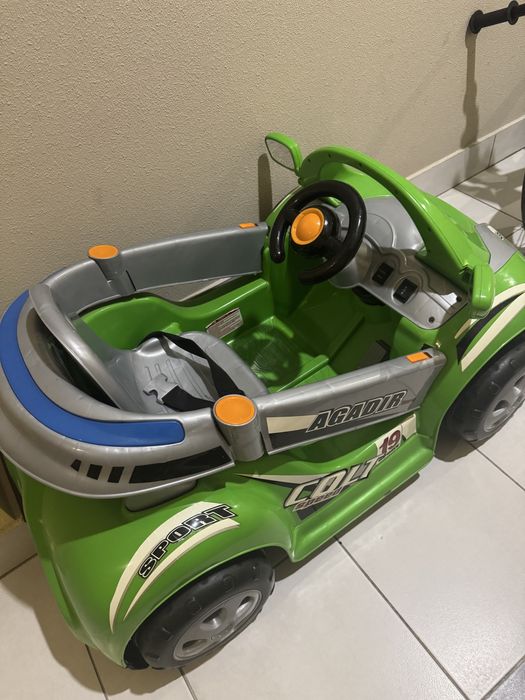 Дитяча електро машинка