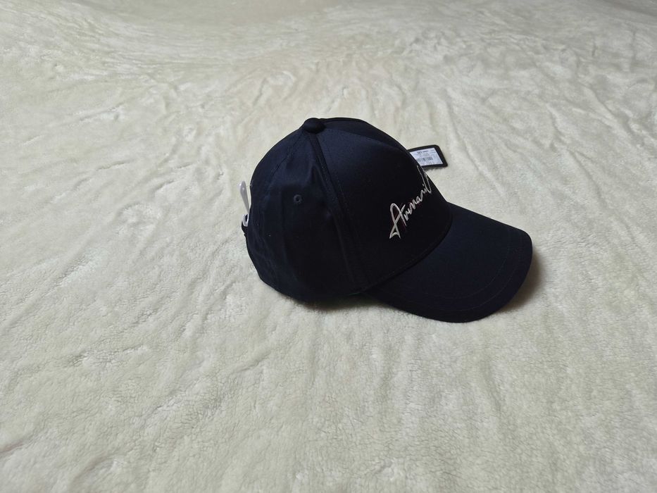 Nowa granatowa czapka z daszkiem bejsbolówka Armani Exchange z metką