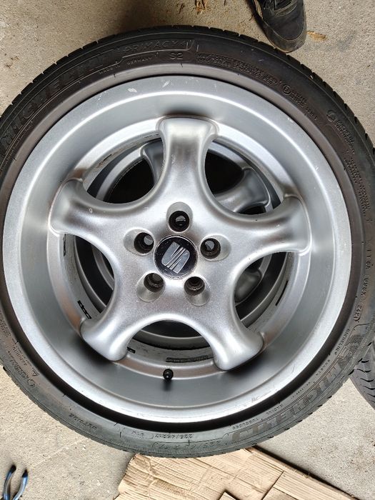 Alufelgi Enzo Cup 17 5x100 8J z oponami Michelin 225/45/17
