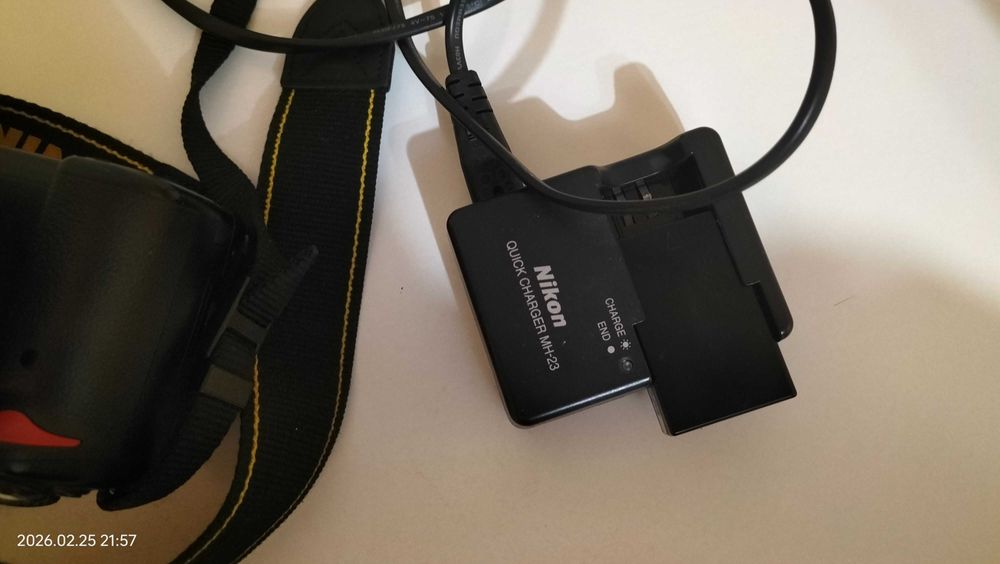 Фотоапарат Nikon D5000