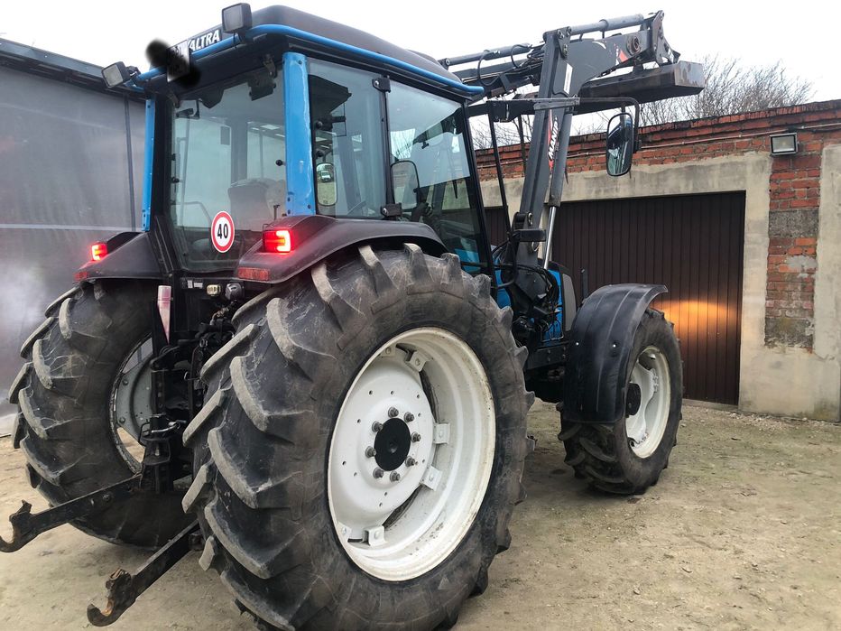 Traktor Valtra A95 Tuz wałek wom Tur