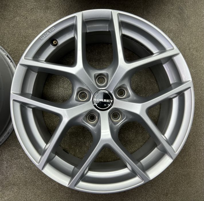 Диски Borbet Y R17 5 114.3 et40 J7.5 mazda kia megane honda Nissan Rogue cx-5 tucson