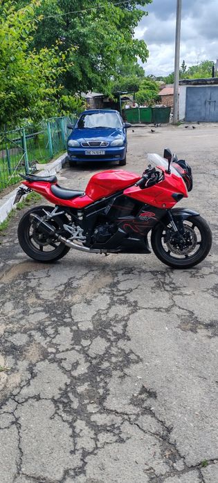 Продам Hyosung gt 650