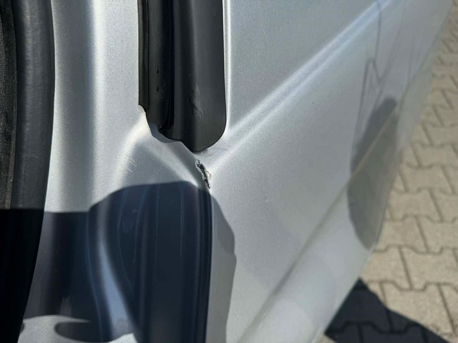 BMW E90 2.0D 143km