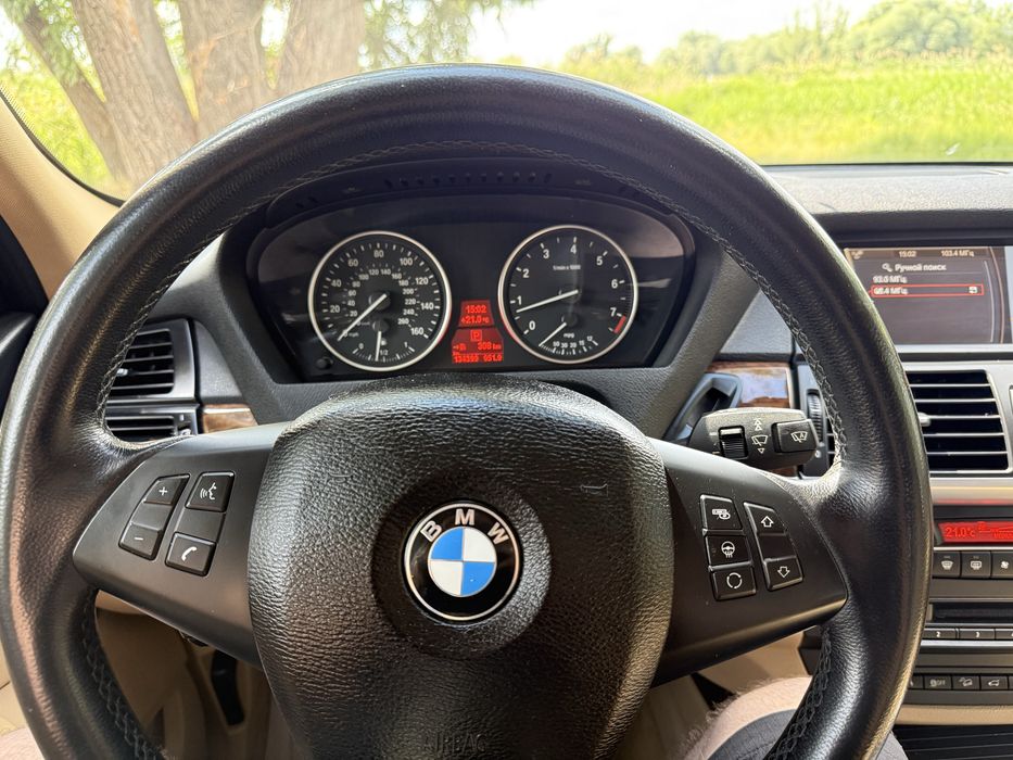 BMW X5 E70  3.0 2013 twin power turbo