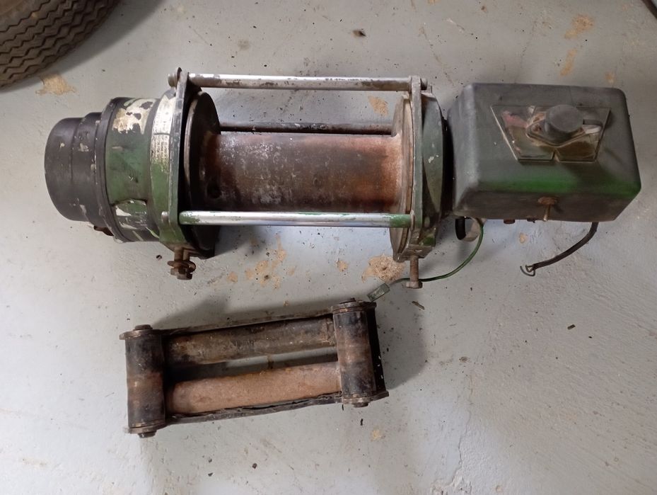 Vendo guincho Warner 24v ideal para pronto socorro