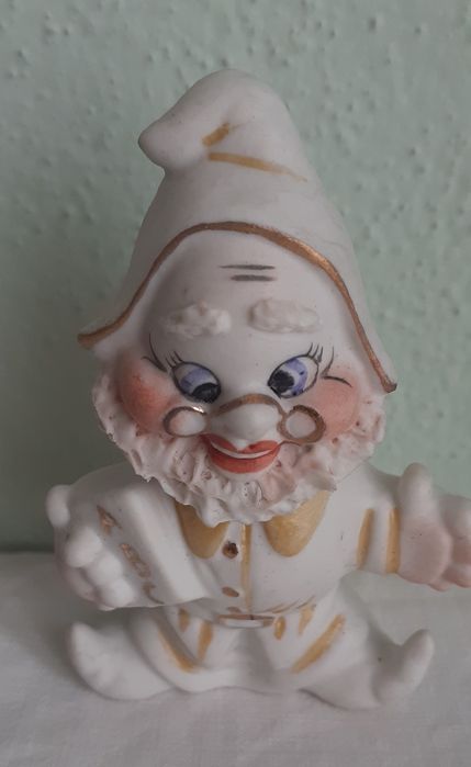 Boneca Branca de Neve.  Porcelana bisquit