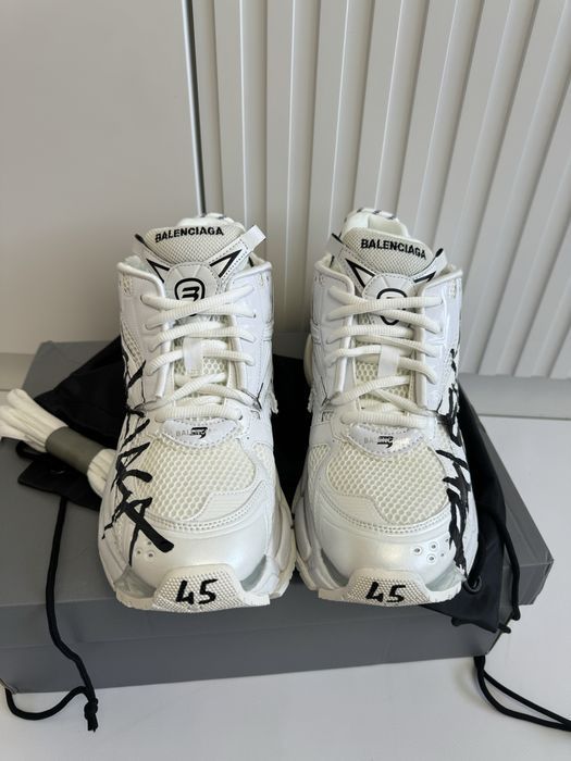 Кроссовки Balenciaga Runners white graffity  41 42 43 44 45