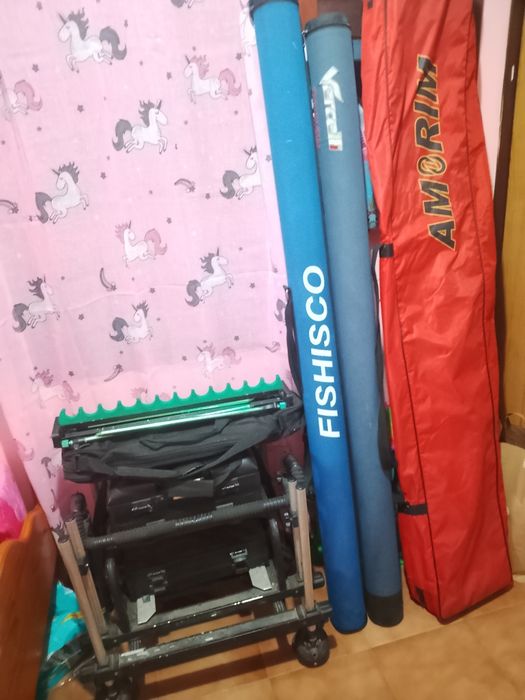 Vendo material de pesca à Francesa