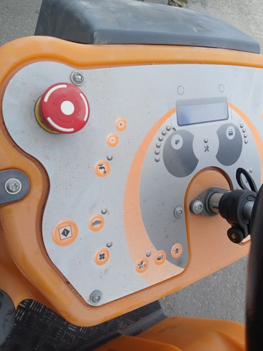 Varredora Taski swingo 2100μicro elétrico 1400w