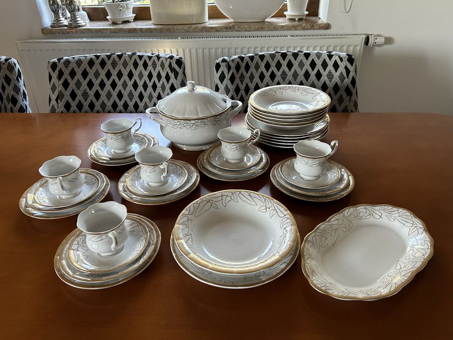 Chodzież zestaw obiadowy i kawowy 32 elementy, 6 osób