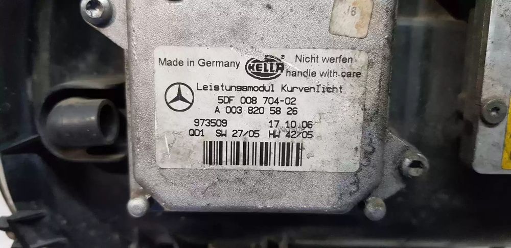 FAROL DIREITO MERCEDES-BENZ CLASSE R 2007 -A2518201461