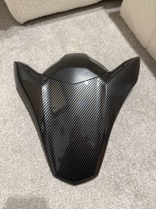 Nakładka Kawasaki z900 carbon tył siedzenie pasażera