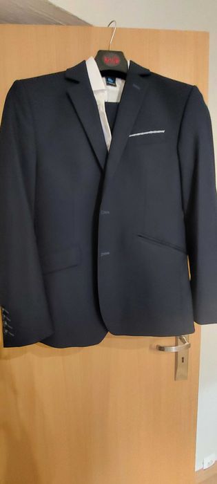 Garnitur młodzieżowy