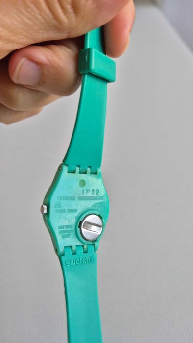 Relógio Swatch Lady Double Wrap Verde Água / Turquesa (Sem pilha)