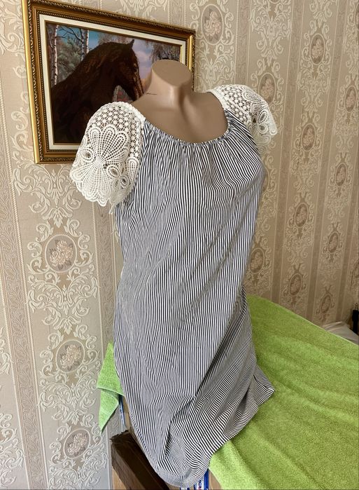 Літня легка жіноча сукня плаття сарафан 48-50 L-XL з мереживом