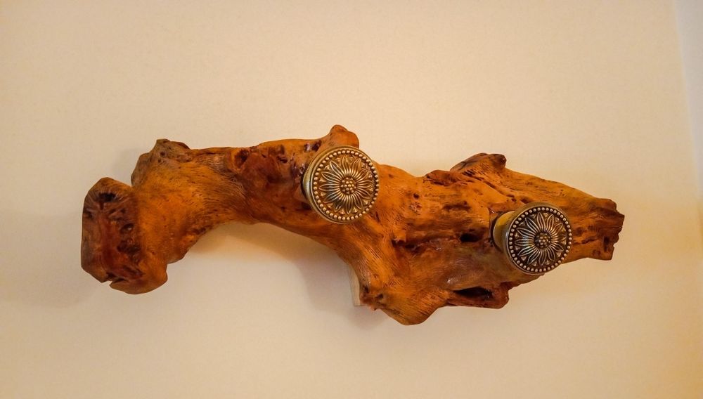 Cabide rústico único