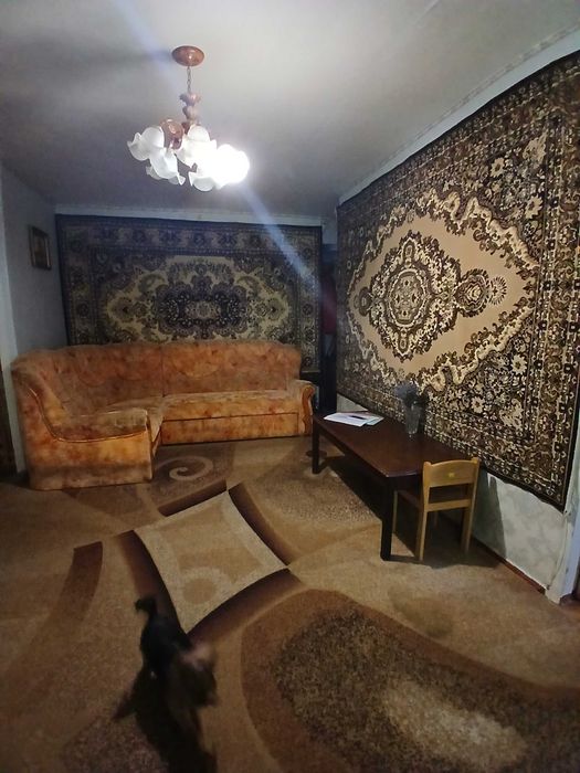 Продаж 3-х,  центр
