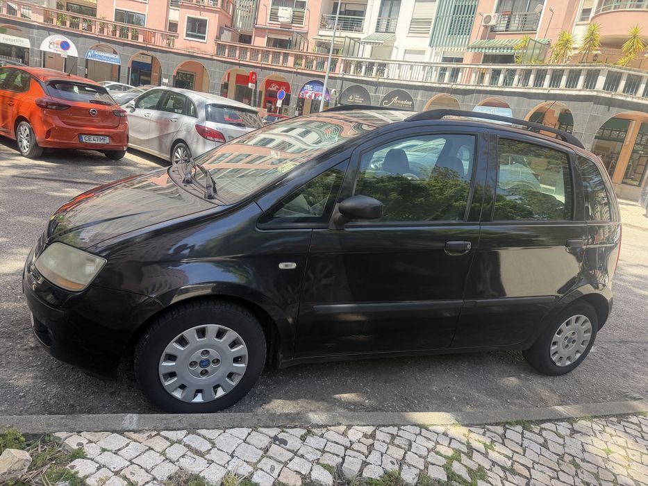 Fiat  IDEA 2005