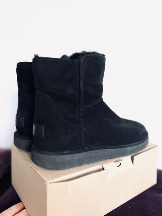 UGG Classic mini zip 39 czarne śniegowce kozaki zamsz kożuch skórzane