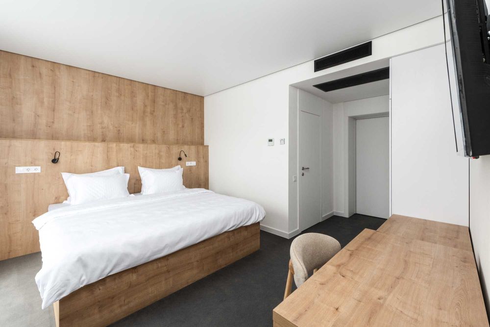 Оренда подобово 2к апартаментів у готелі "Lumen Living" м. Деміївська