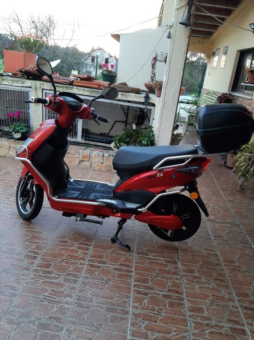 Bicicleta/scooter  elétrica