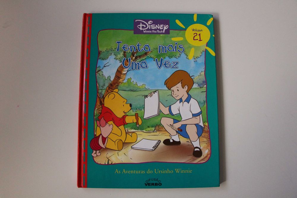 6 livros da Disney Pocahontas, Livro da selva, Winnie the pooh, outros