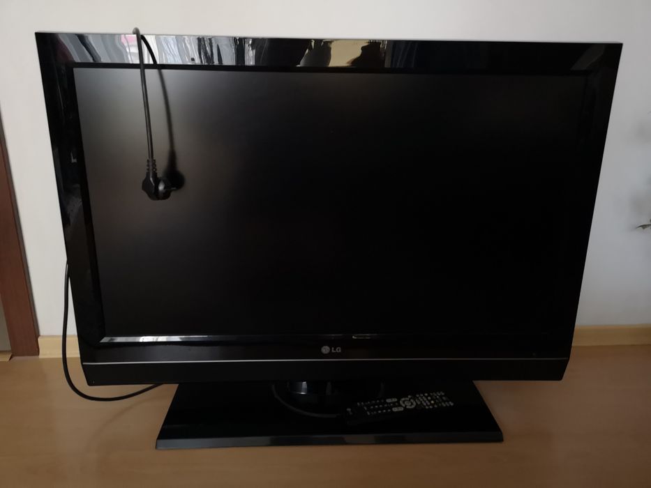 Telewizor LG 37 cali