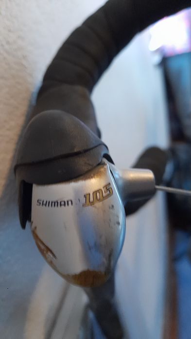 BH - Shimano 105 - Mavic Ksyrium Elite - Bicicleta Estrada BH Oquina