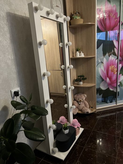 зеркало з підсвіткою. самовивіз м.Конотоп