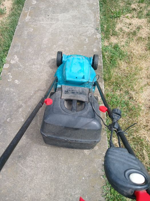 Газонокосилка Бош