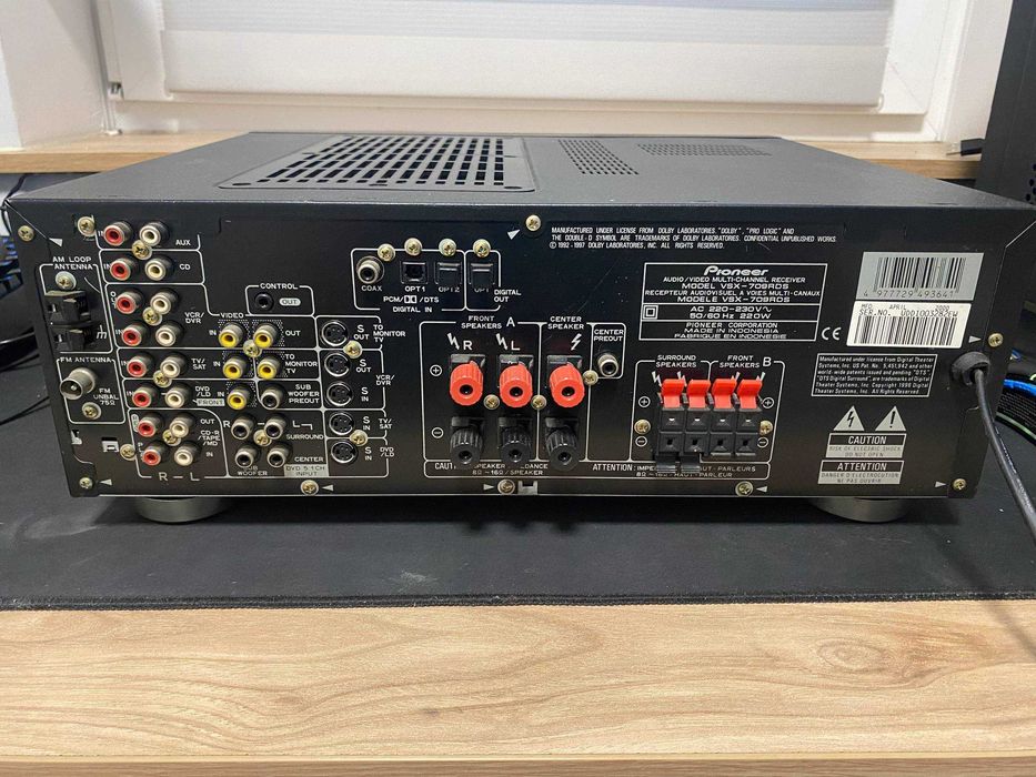 Amplituner Pioneer VSX-709RDS + pilot (5.1 / Stereo)