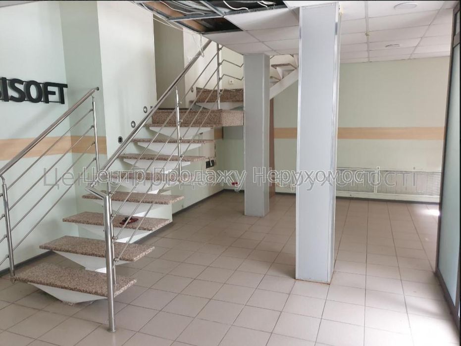 Продам приміщення під салон, офіс і т.д. у центрі Харкова. Ексклюзив.