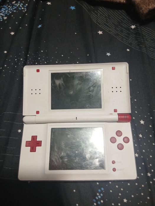 Обмен Nintendo DS lite в почти новом состоянии