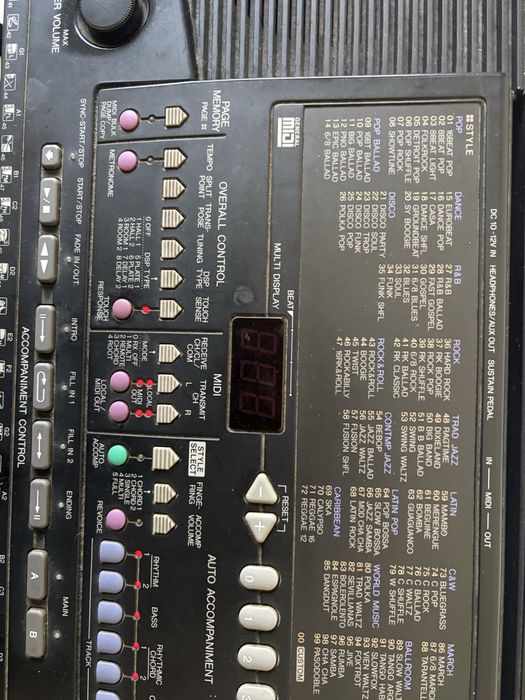 Teclado Yamaha PSR-510 em bom estado
