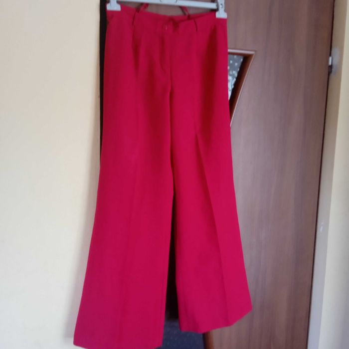 Spodnie czerwone okazja 38,40